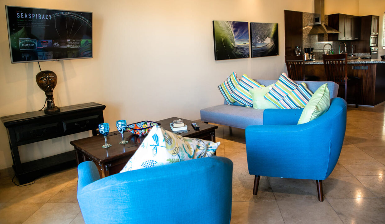 Beautiful condo with 2 bedrooms, just 3 minutes from the beach and downtown (20)