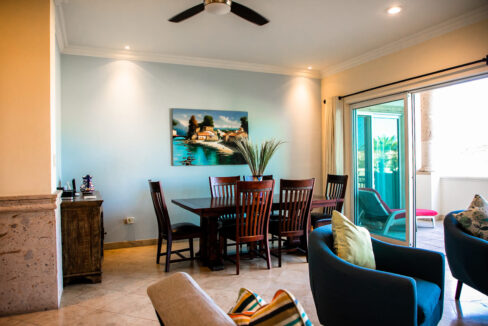 Beautiful condo with 2 bedrooms, just 3 minutes from the beach and downtown (35)