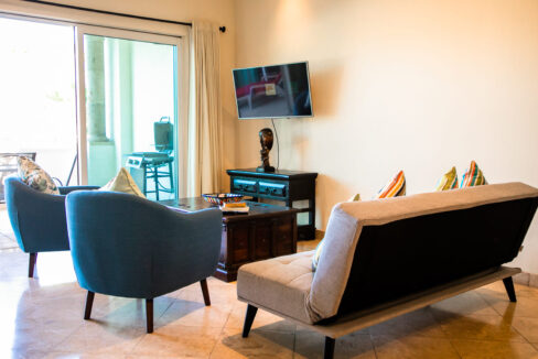 Beautiful condo with 2 bedrooms, just 3 minutes from the beach and downtown (37)