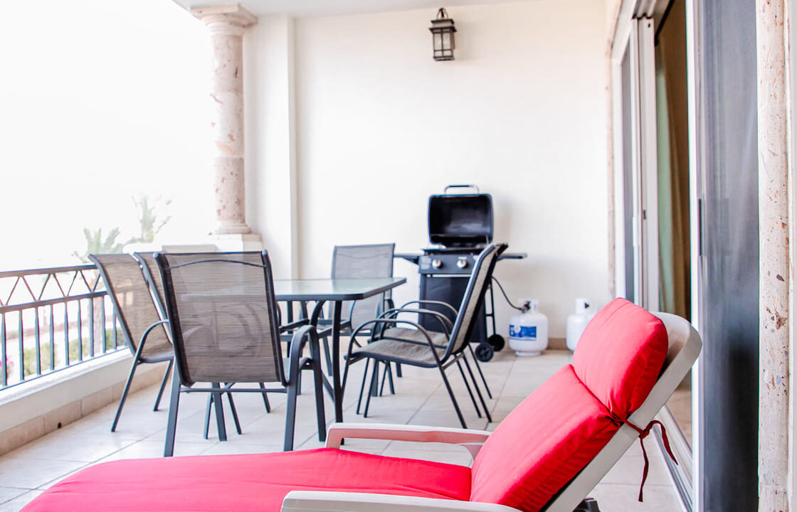 Beautiful condo with 2 bedrooms, just 3 minutes from the beach and downtown (5)