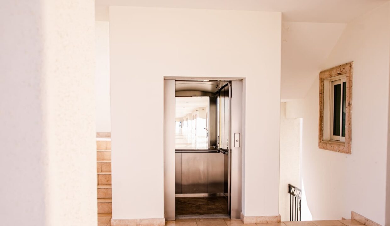 Beautiful condo with 2 bedrooms, just 3 minutes from the beach and downtown (6)