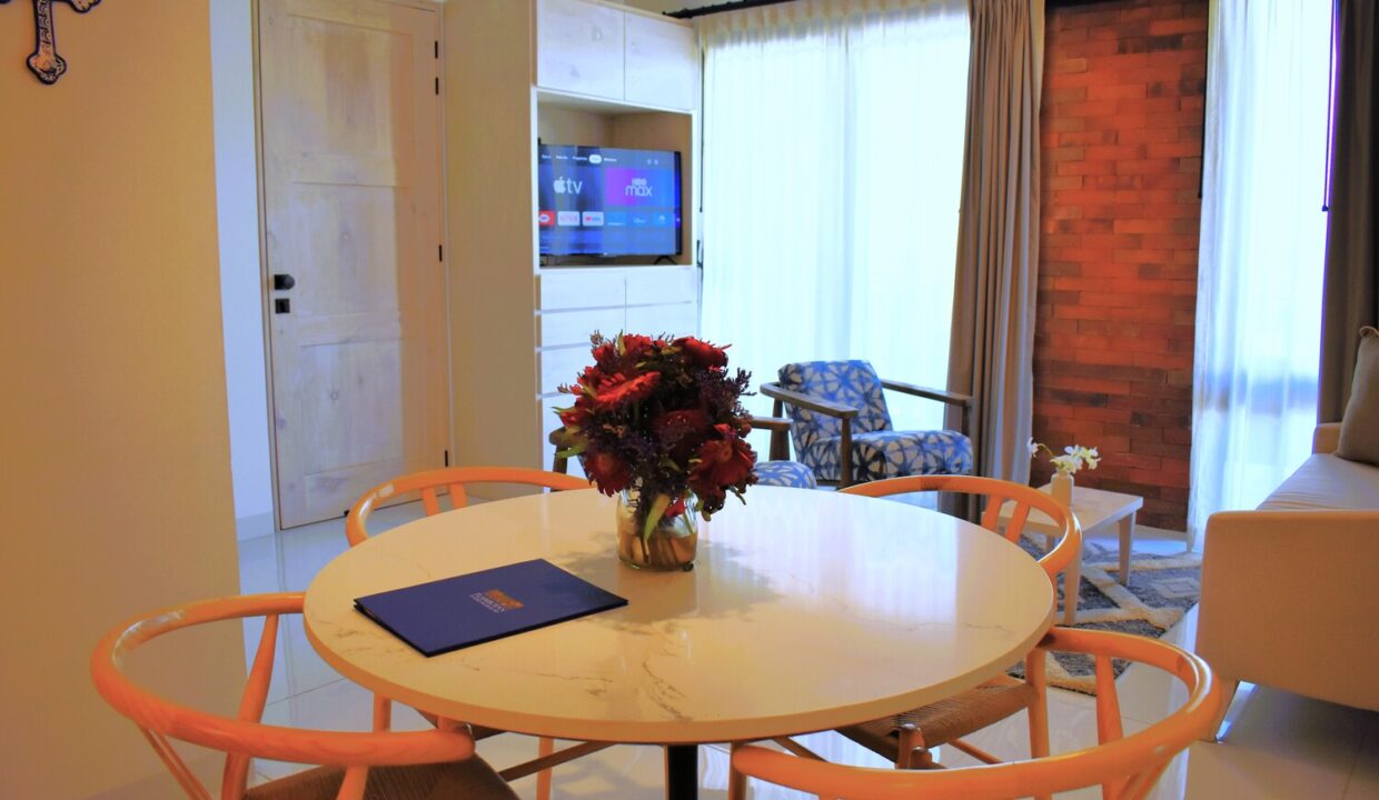 Modern Comforts in the Art District Condo Getaway in San José Del Cabo, Lo Cabos - Flamboyan Apartment (25)